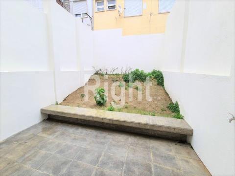 New 1 bedroom flat with patio in Beato, Lisbon