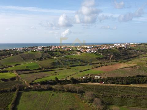 Large plot for construction of a dream home next to Ericeira