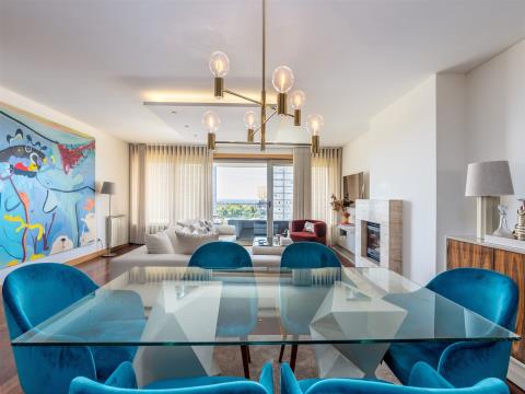 Luxuoso T4 Duplex convertido em T3 em Leça da Palmeira com Vista Mar &#124; IMMOPO Real Estate