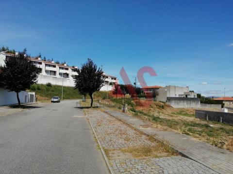 Building land with 600 m2 in Gamil, Barcelos