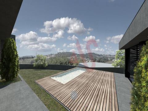 Terrain à construire avec 690 m2 à São Martinho do Campo