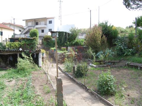 Land for construction with 663.50 m2 in S. Martinho do Campo, Santo Tirso
