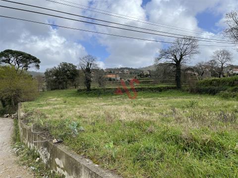 Land for construction on the face of the national road in Aborim, Barcelos