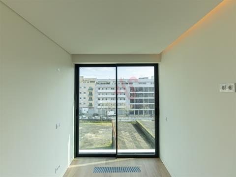 Nuevo apartamento de 3 dormitorios en Matosinhos Sul.