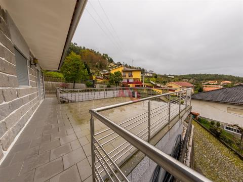 Chalet independiente de 3 dormitorios en Gondomar, Guimarães