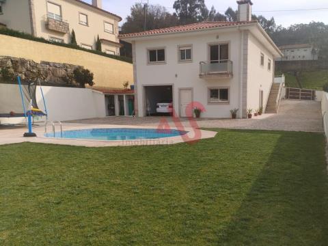 Chalet de 3 dormitorios con piscina en Regilde, Felgueiras