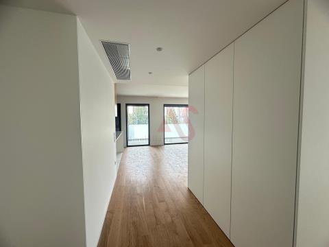 NEW 3 bedroom apartment in Ed. Verbo Divino in Azurém, Guimarães