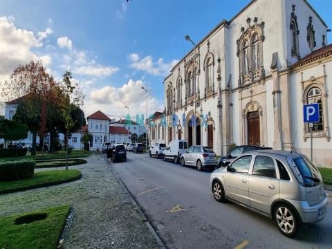 ANG957 - Prédio para Remodelar para Venda em Soure, Coimbra