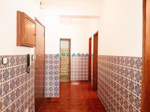 ANG1053 - 2 Bedroom Apartment for Sale in Marinha Grande
