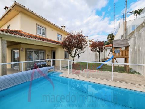 Exclusive Property: Luxury Villa in Nogueira, Braga  We are excited to present this magnificent T4 v