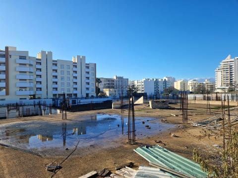 Plots of Land - Buildings - Licenses Paid - Construction Started - Armação de Pêra - Algarve