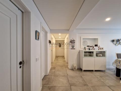 Wohnung T4 - Zentrale Lage - Komplette Renovierung - Speisekammer - Waschküche - Portimão - Algarve