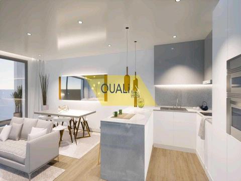 2 bedroom apartment in Câmara de Lobos - Madeira - € 330.000,00