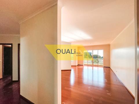 Excelente apartamento T3  renovado no Funchal - 395.000,00€