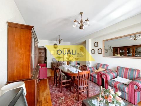 3 Schlafzimmer Wohnung in gutem Zustand, Zentrum von Funchal - 297.000,00 €
