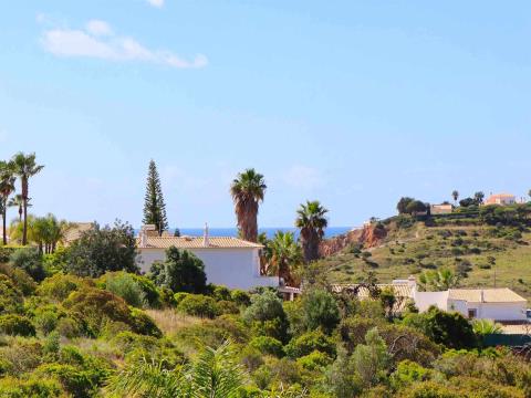 Villa on the slope of Ourada in 1,000 m2 of private area