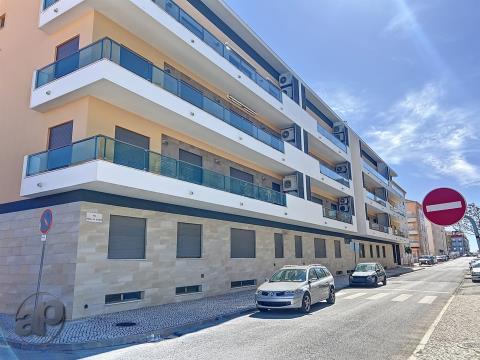 T2+3 duplex Apartment with Garage for sale