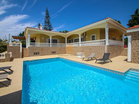 For sale in Porches, spacious 3 bedroom villa with countryside views