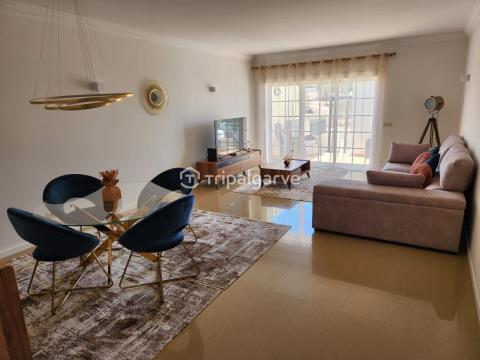 2+1 bedroom semi-detached house, with 3 modern style suites in Albufeira