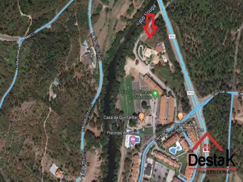 Land with 1490 m2 located in the Thermal Baths of São Pedro do Sul.