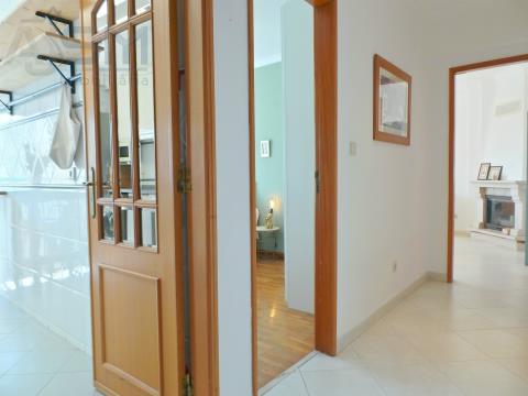 2 bedroom apartment with storage room and open view in the central area of the urbanization