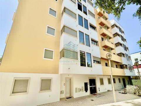 Excelente apartamento T1 Novo situado num Rés do Chão em Santa Maria dos Olivais - Tomar
