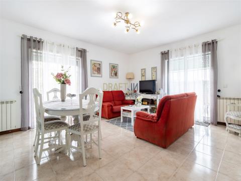Appartement de 3 chambres à Telheiro, Leiria