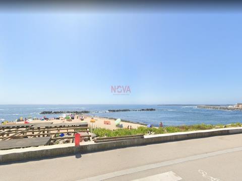 Terreno para construção de moradia ou prédio localizado a 200 metros da praia &#124; NOVA Imobiliária