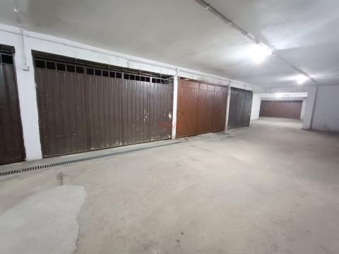 Garagem em Vila do Conde  NOVA Imobiliária